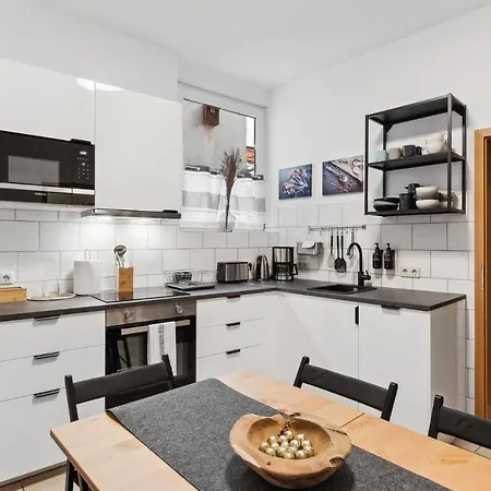 Ehrenberg Am Markt Fuer 6 * Делич