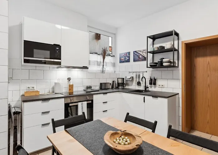 Ehrenberg Am Markt Fuer 6 * Delitzsch